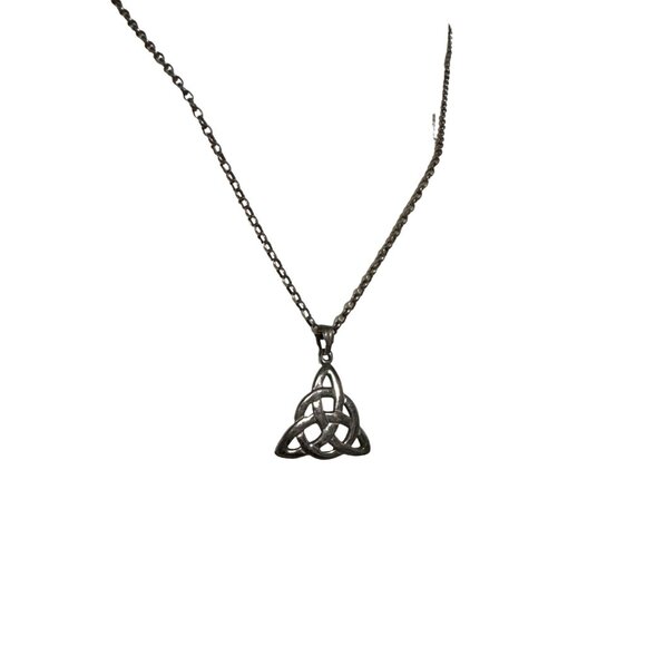 Sterling Silver Celtic Knot 18” Necklace 924 R - Picture 1 of 6